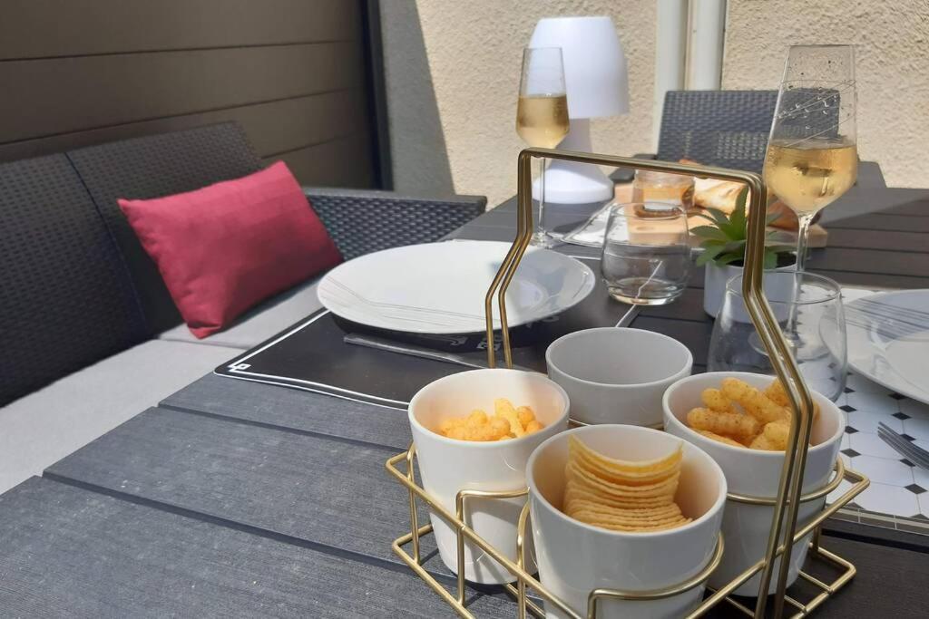 La Roche-Chalais Appartement Renove Le New-York En Centre Ville - Terrasse Et Parking - Non Climatise מראה חיצוני תמונה