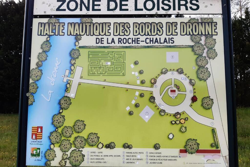 La Roche-Chalais Appartement Renove Le New-York En Centre Ville - Terrasse Et Parking - Non Climatise מראה חיצוני תמונה