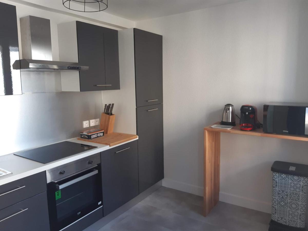 La Roche-Chalais Appartement Renove Le New-York En Centre Ville - Terrasse Et Parking - Non Climatise מראה חיצוני תמונה